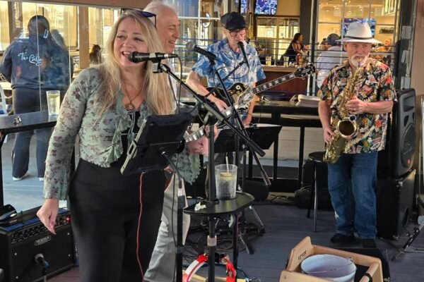 BRZN @ GALLEY Laurie +2